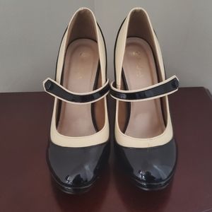 Graham Street Shoe Co. Black & Cream Heels